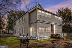 961 Bryant Ave #B - Photo 1 of 1