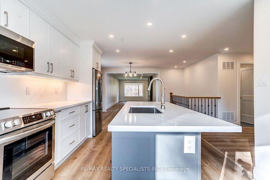 76 North Park Drive - Photo 2 of 23