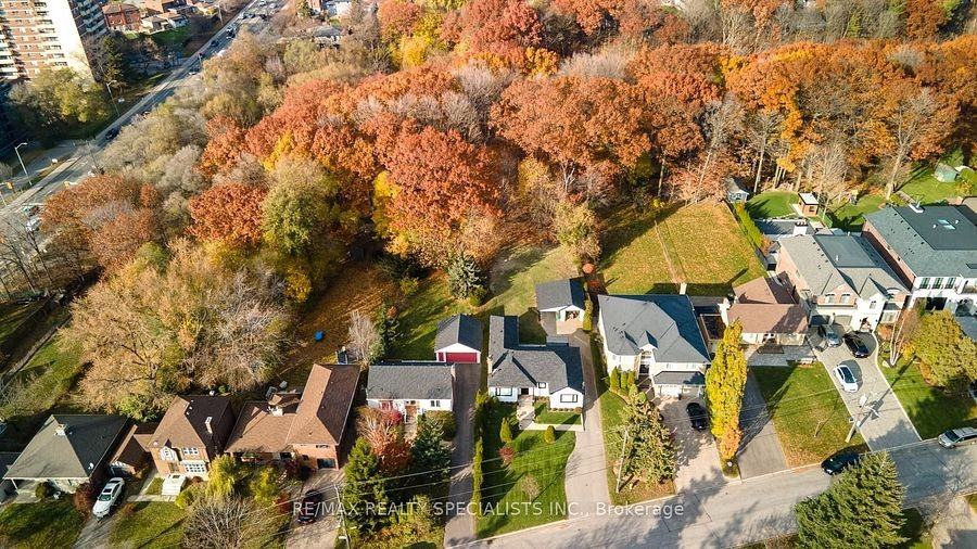 76 North Park Drive - Photo 3 of 23