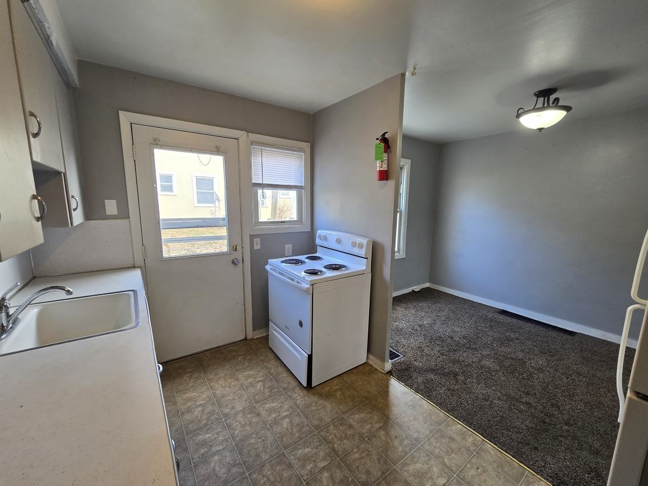 237 Madison St #1 - Photo 3 of 17