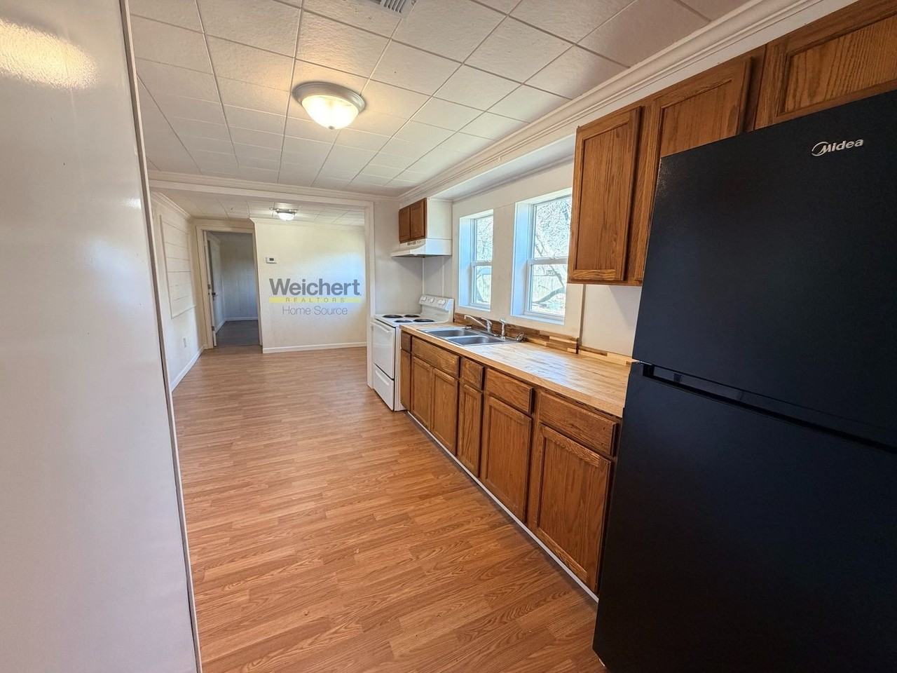 505 N 3rd St - Photo 4 of 9