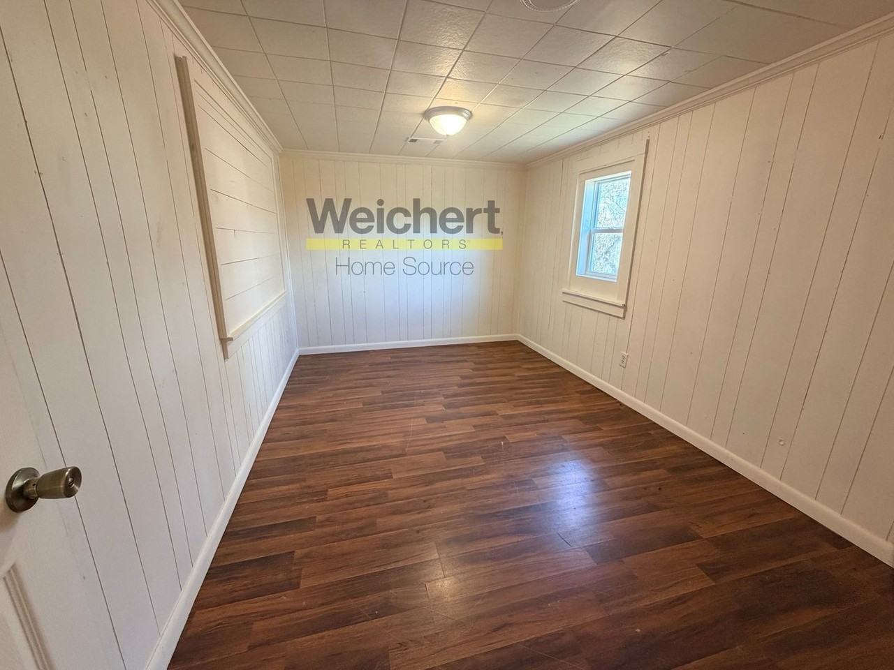 505 N 3rd St - Photo 5 of 9