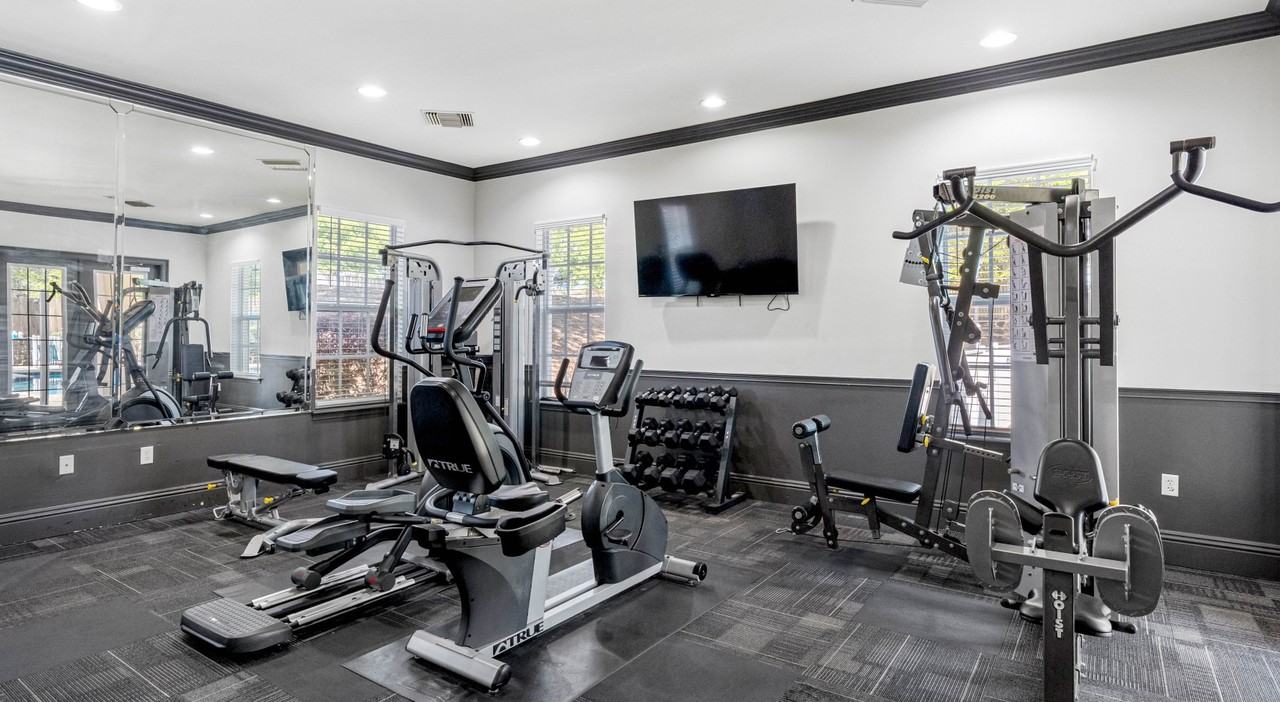 100 Bel Aire Drive - Photo 7 of 9