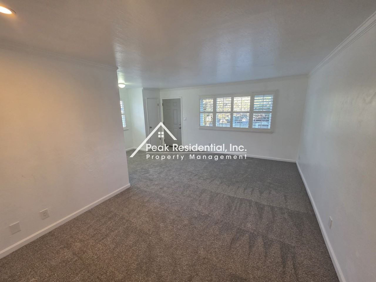 5948 Walerga Rd #4 - Photo 6 of 17