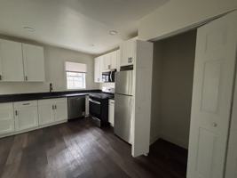 featured image of 28 Caroline St #1