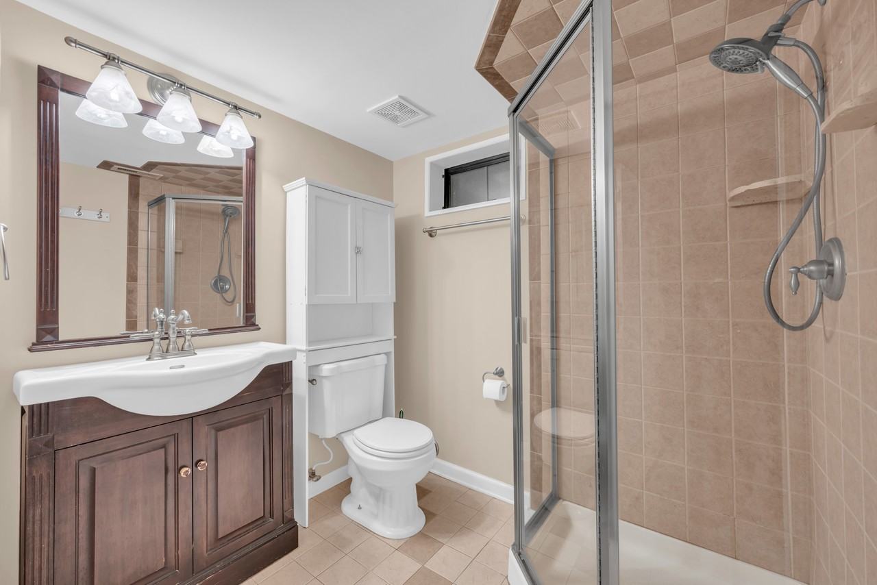 1718 North 21st StreetLower #1 - Photo 7 of 11