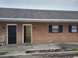 featured image of 365 Gibson Ln #4