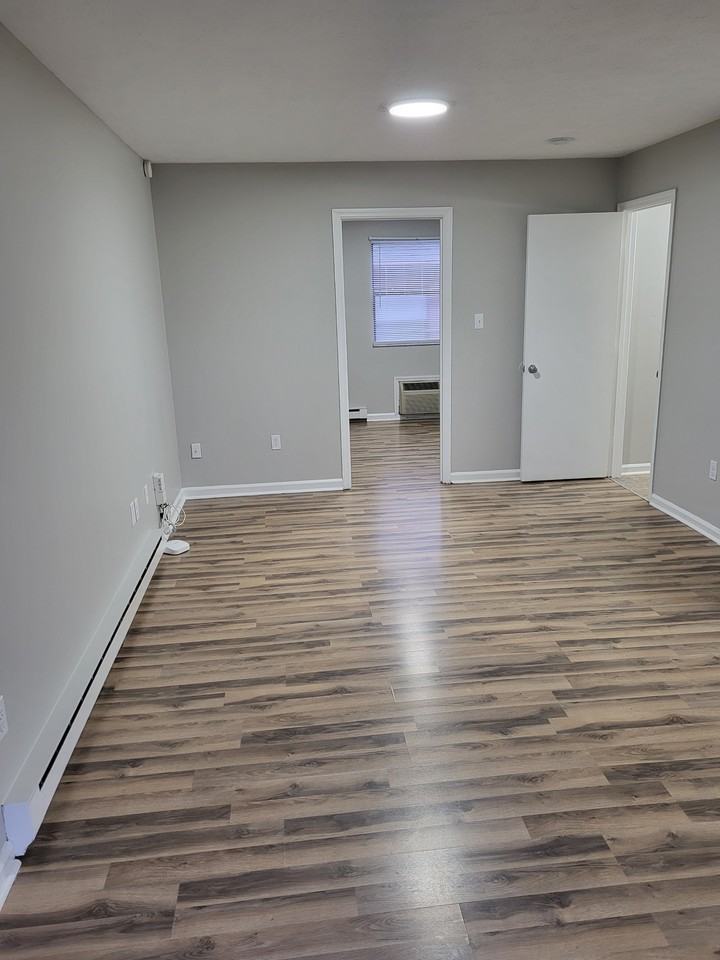 365 Gibson Ln #4 - Photo 2 of 5