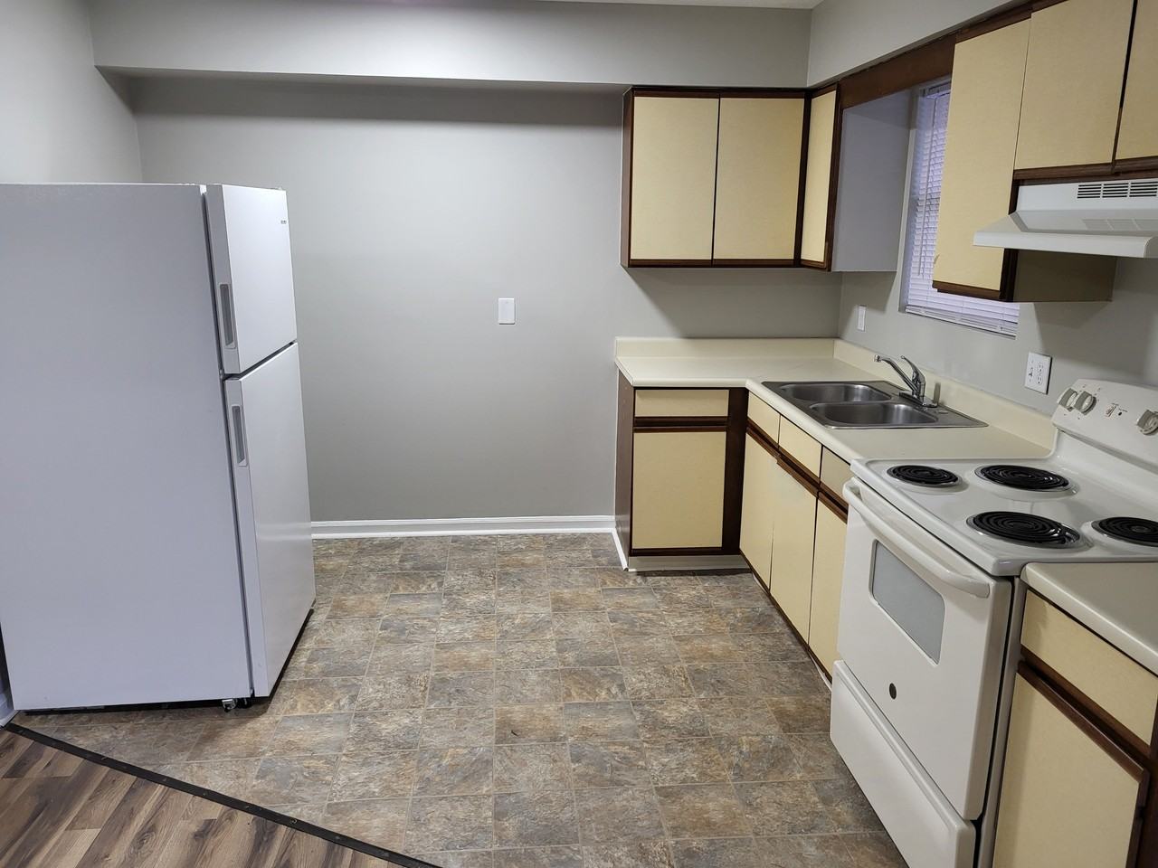 365 Gibson Ln #4 - Photo 3 of 5