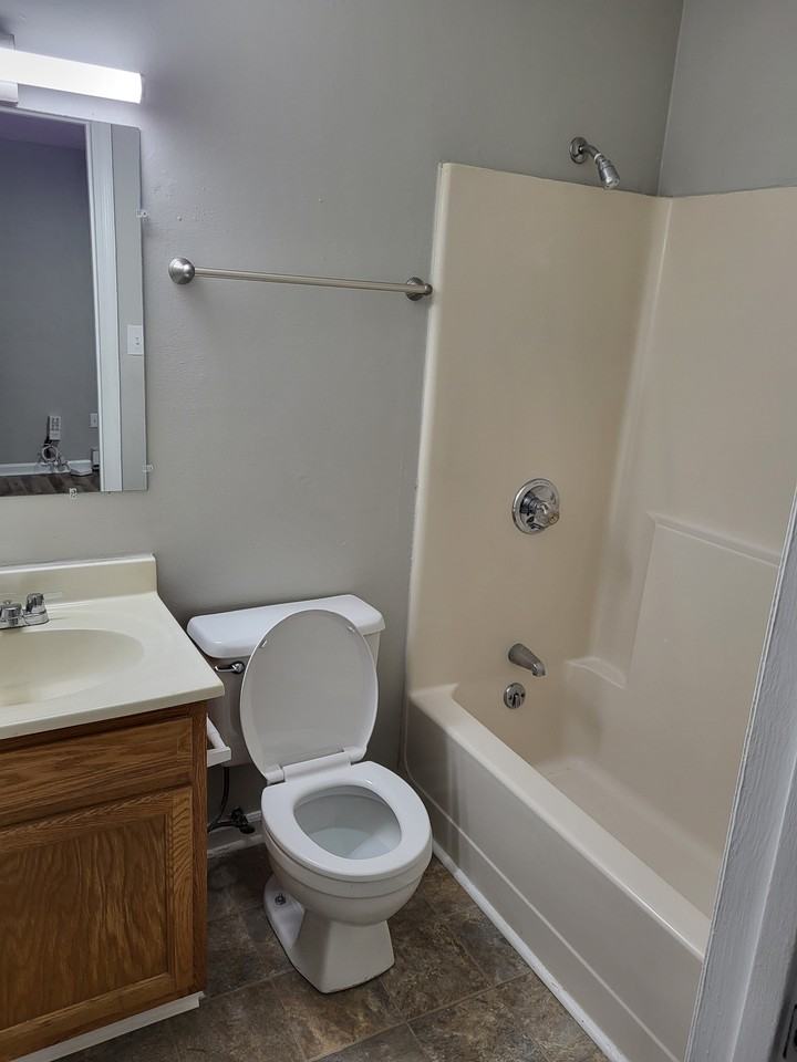 365 Gibson Ln #4 - Photo 4 of 5