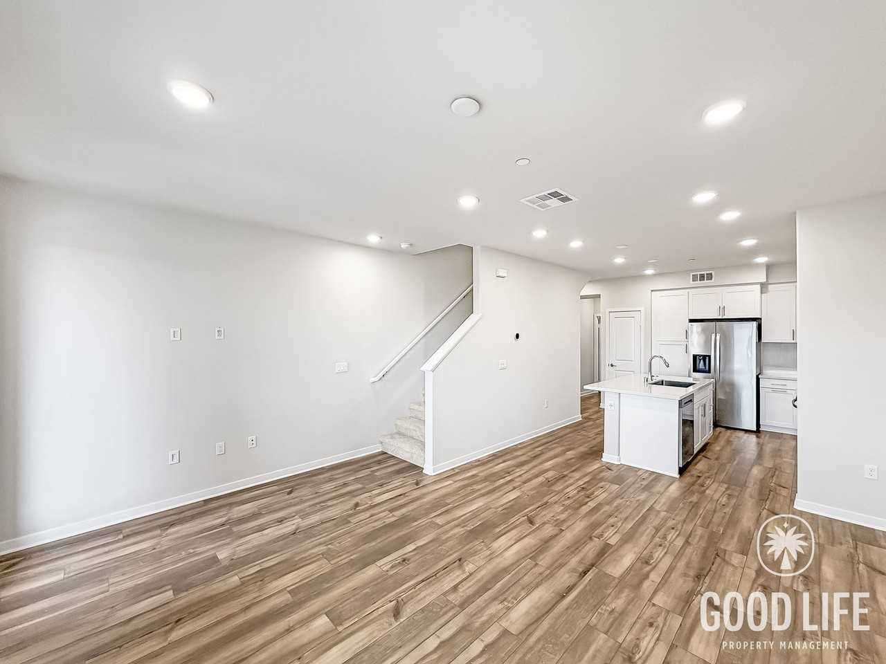 9513 Hannah Way - Photo 3 of 21