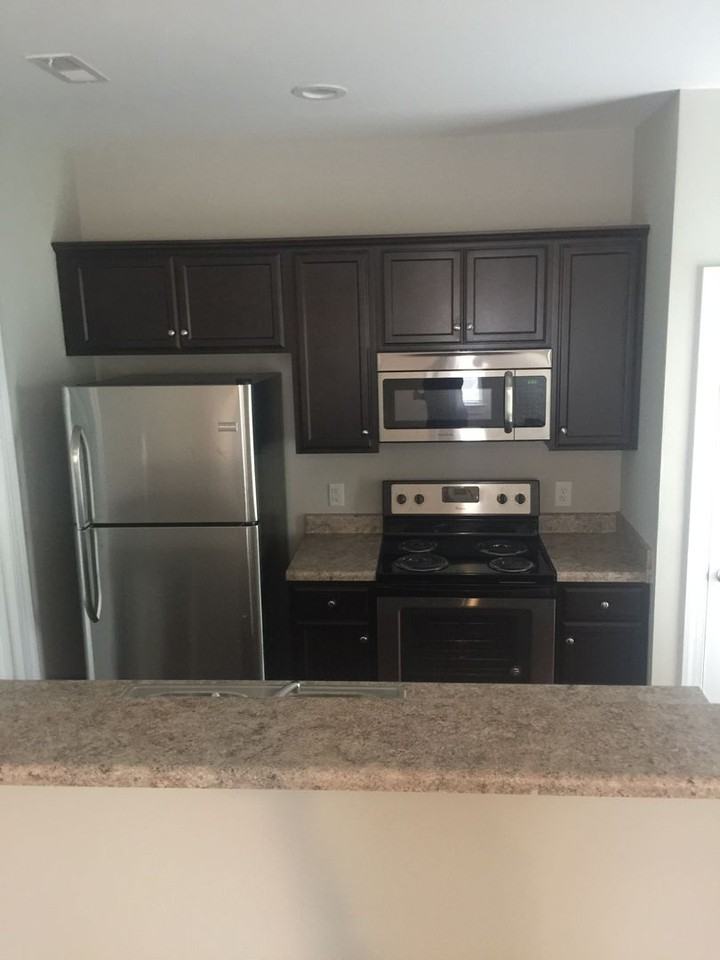 5031A Peachtree Ave - Photo 3 of 6