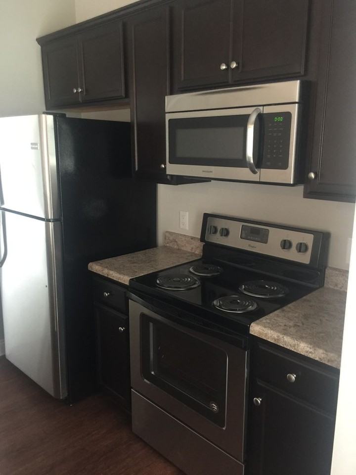 5031A Peachtree Ave - Photo 4 of 6