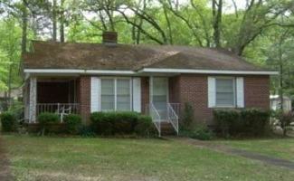 featured image of 810 11th Ave