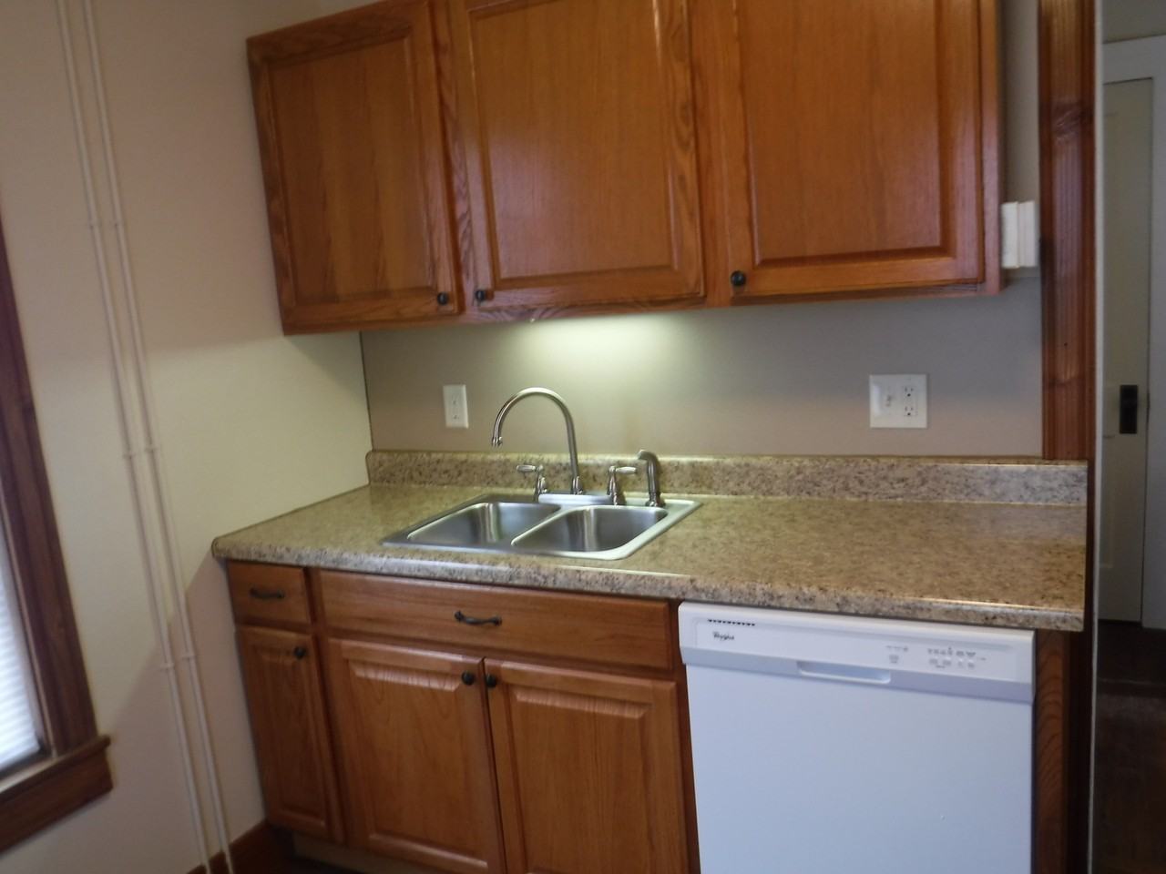 13706 Maugansville Rd - Photo 3 of 7