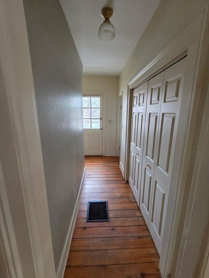 5566 Webster Church Rd - Photo 2 of 22