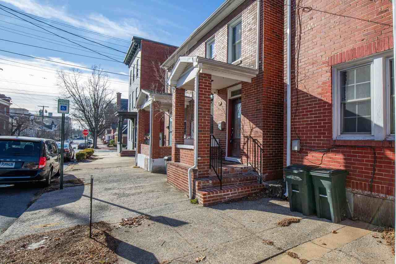 106 N Maple Ave - Photo 3 of 36