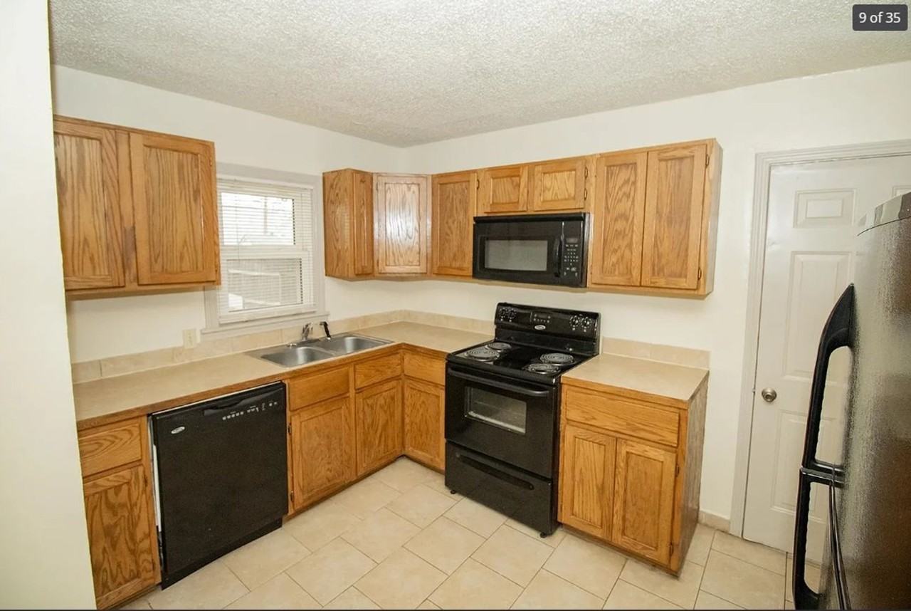 1839 S Mosley Ave - Photo 5 of 28