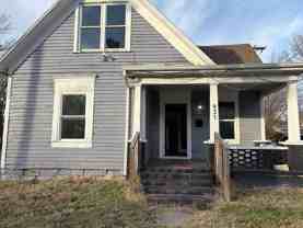 921 W Division St - Photo 1 of 1