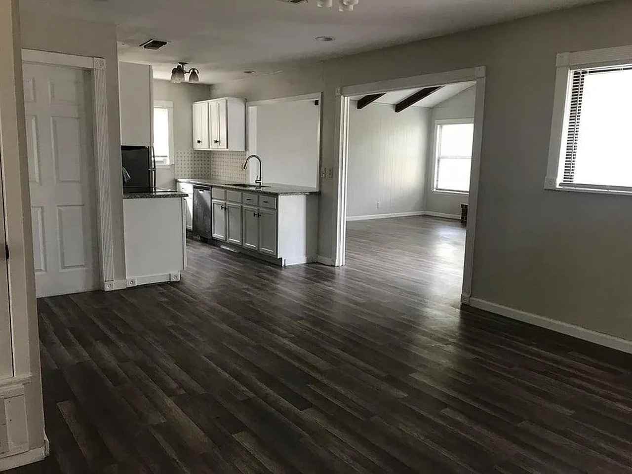 7805 Marigold Trace St - Photo 2 of 9