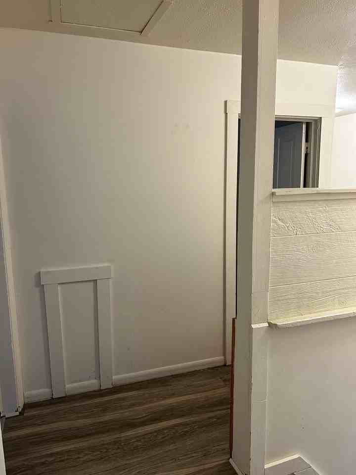 500 1/2 Spink St - Photo 4 of 13