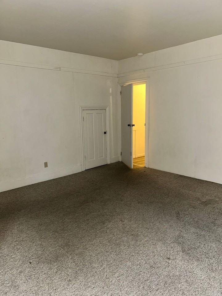 500 1/2 Spink St - Photo 6 of 13