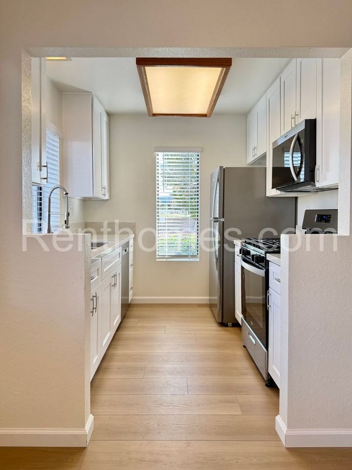 8480 New Salem St #101 - Photo 5 of 17