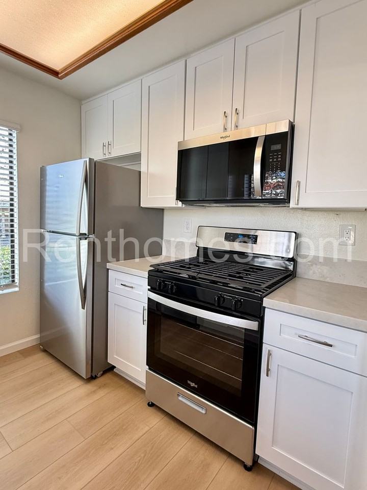 8480 New Salem St #101 - Photo 7 of 17