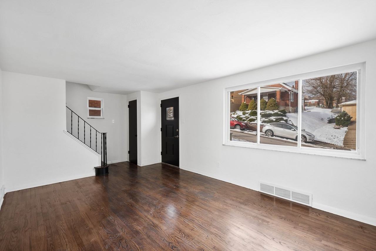 2820 Soulier St - Photo 6 of 28