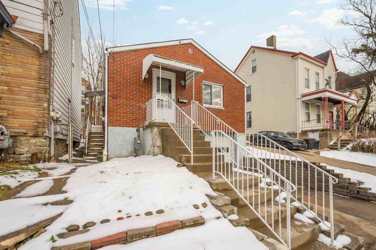 613 Hemlock St - Photo 2 of 23