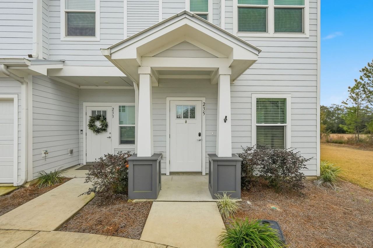 235 Date Palm Ln - Photo 6 of 48