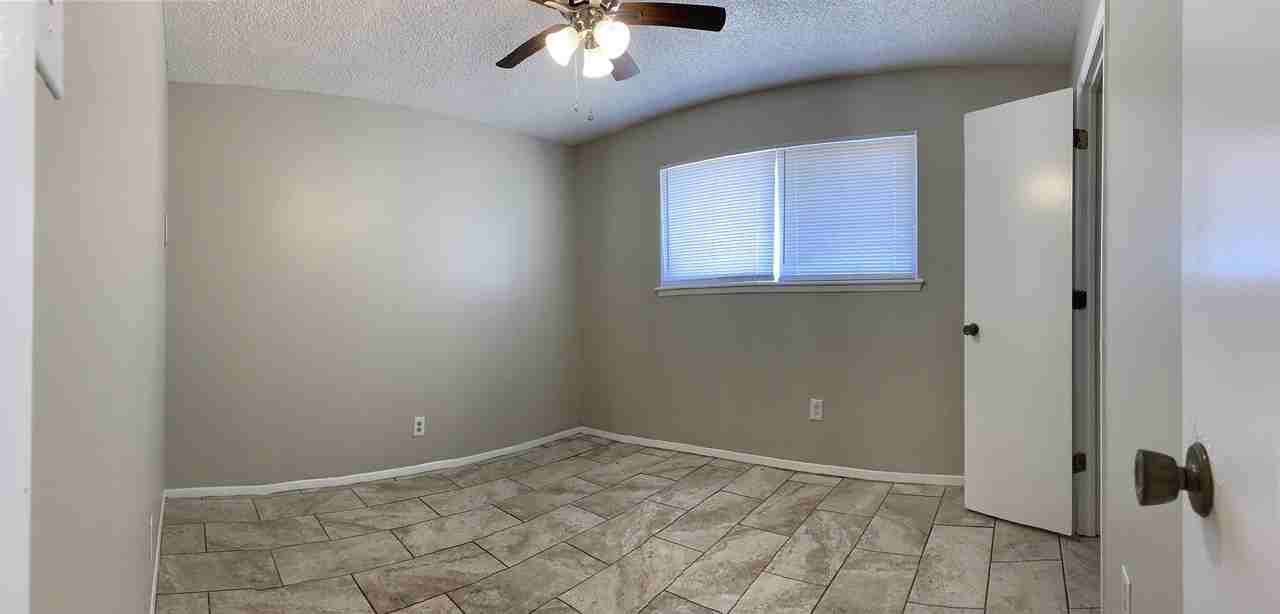 3605 Sheridan Street - DApt D #D - Photo 6 of 9