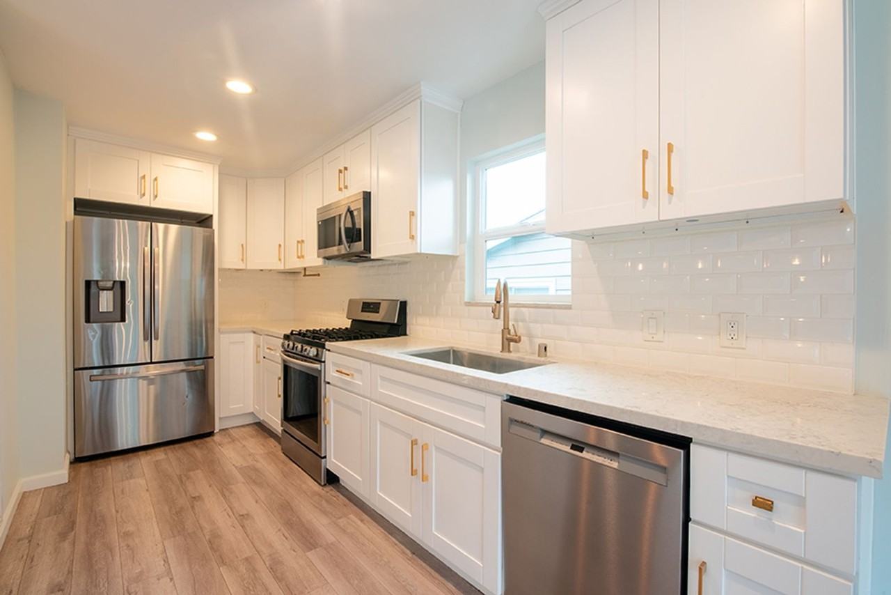 5914 Baja Dr - Photo 4 of 33