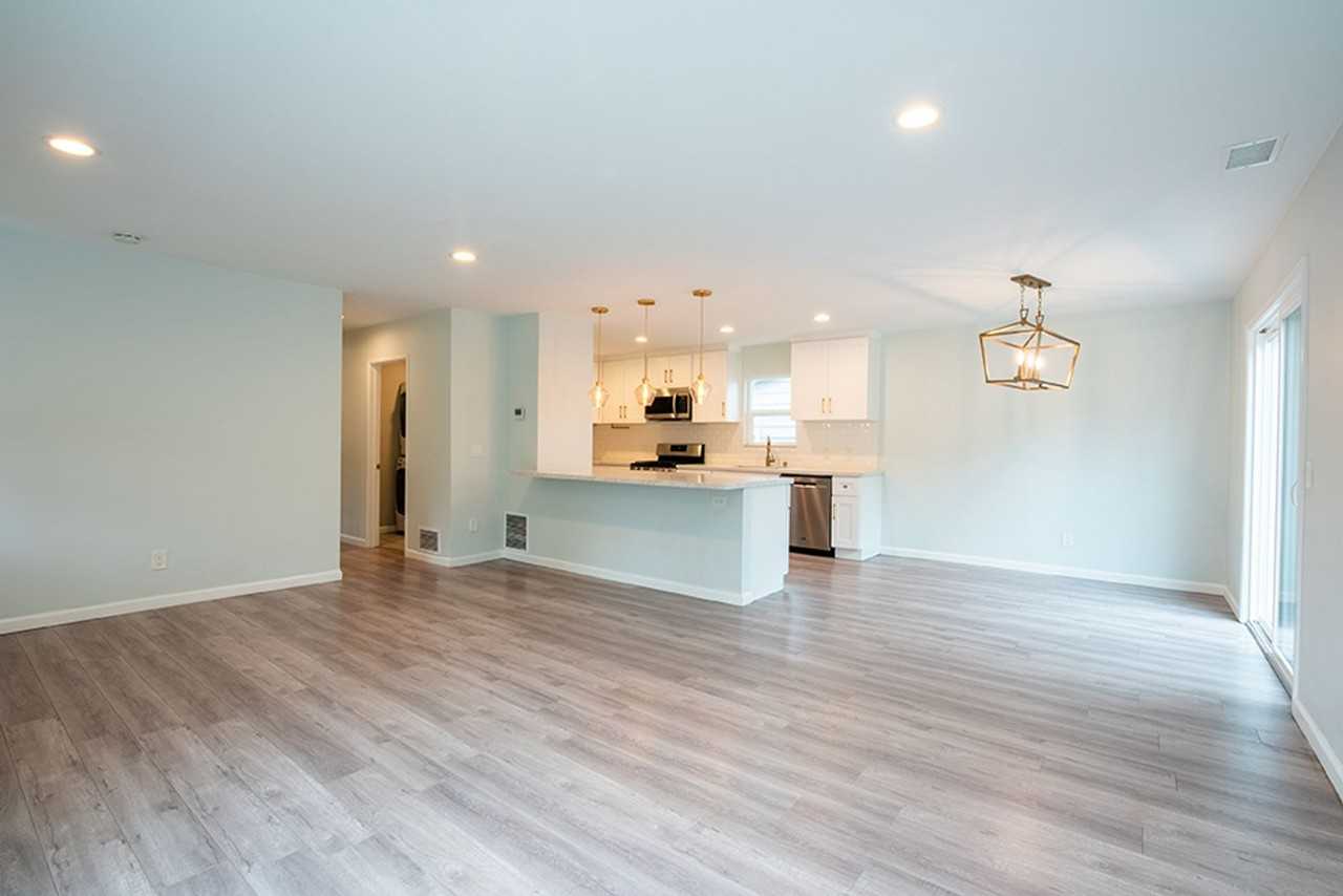 5914 Baja Dr - Photo 6 of 33