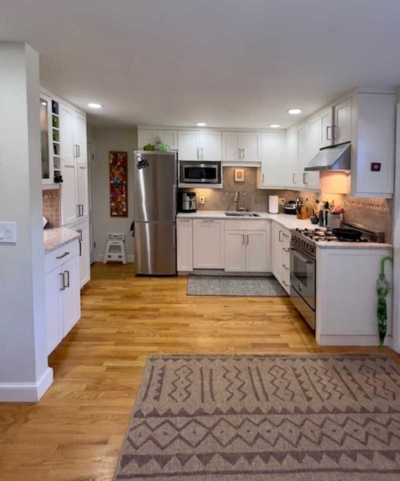 91 Neal St - Photo 3 of 20