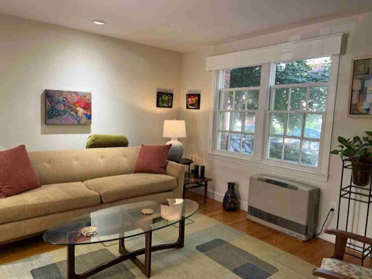 91 Neal St - Photo 6 of 20