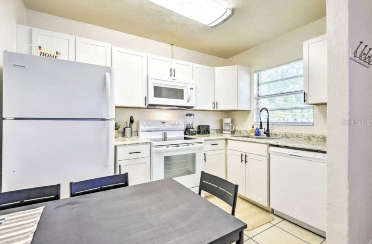 2908 N Orange Ave - Photo 3 of 15