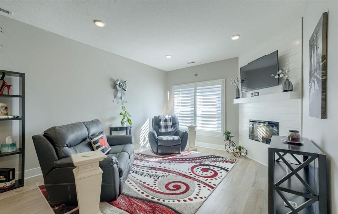 1903 S 7th St - Photo 3 of 22