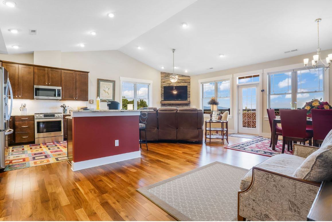 7 Pinnacle Crest Cir #1 - Photo 5 of 28