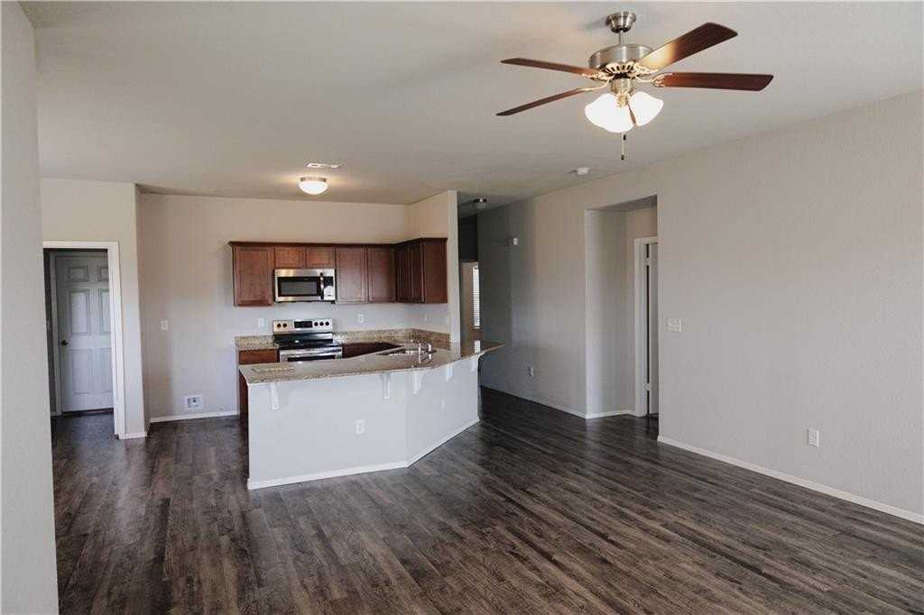 2301 Hickory Wood Ave - Photo 3 of 12