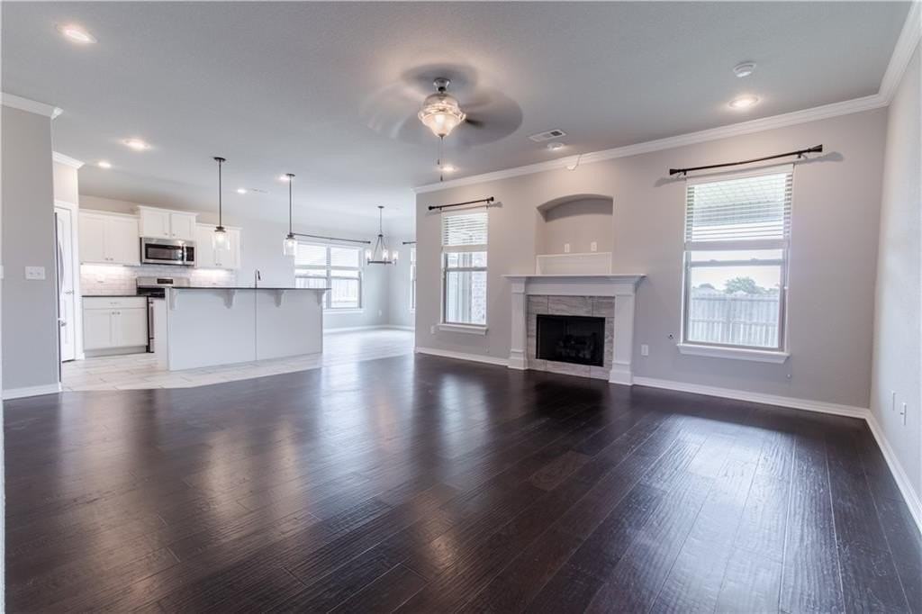 1220 Gardenia St - Photo 3 of 15