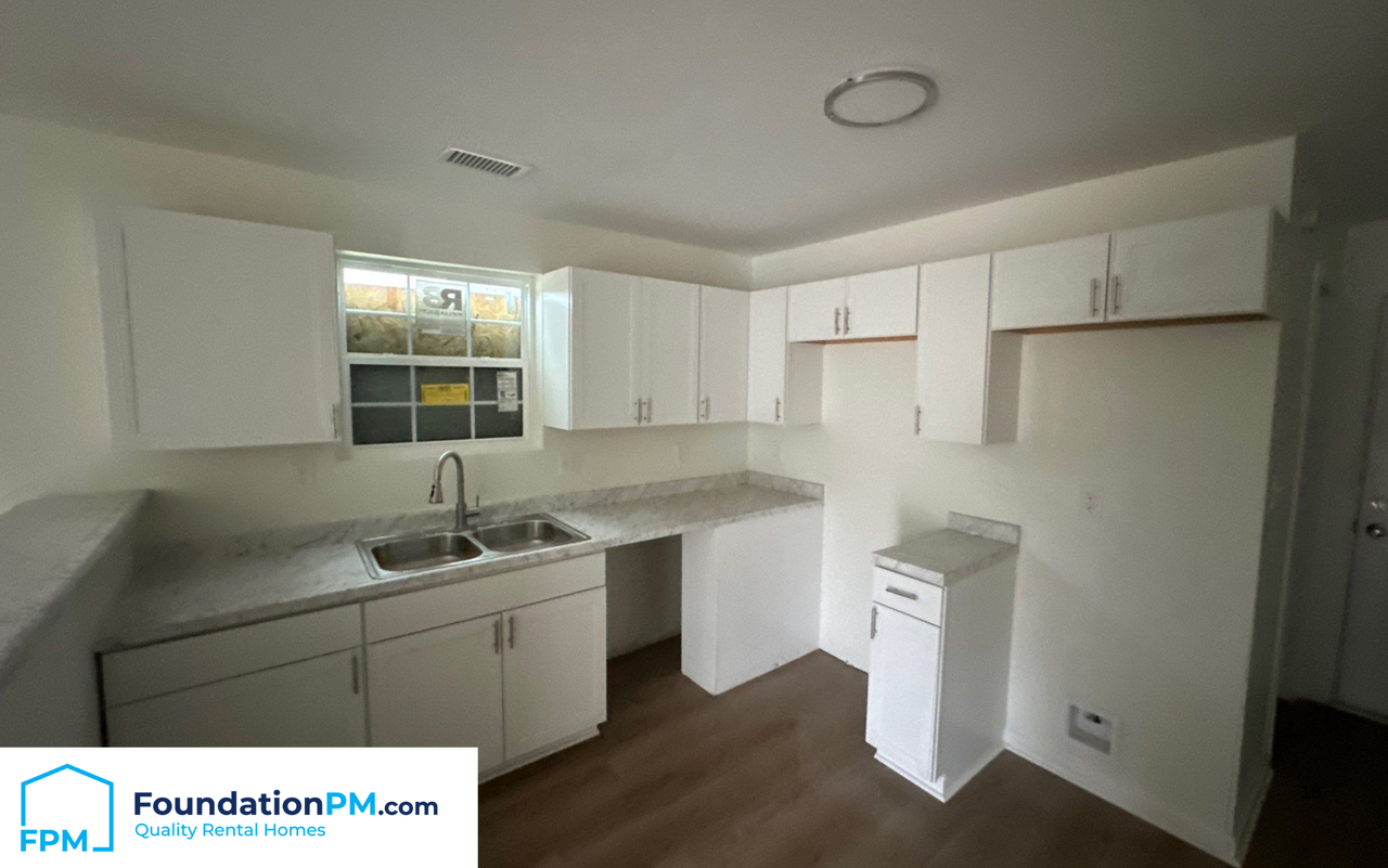 2831 Overton Crossing St #1 - Photo 3 of 9