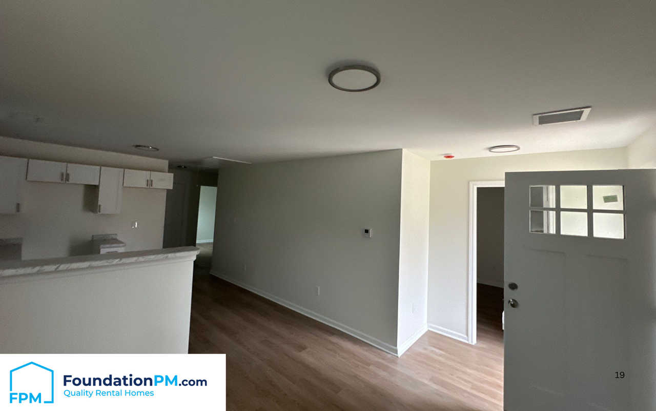 2831 Overton Crossing St #1 - Photo 4 of 9