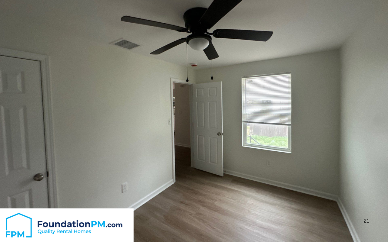 2831 Overton Crossing St #1 - Photo 6 of 9