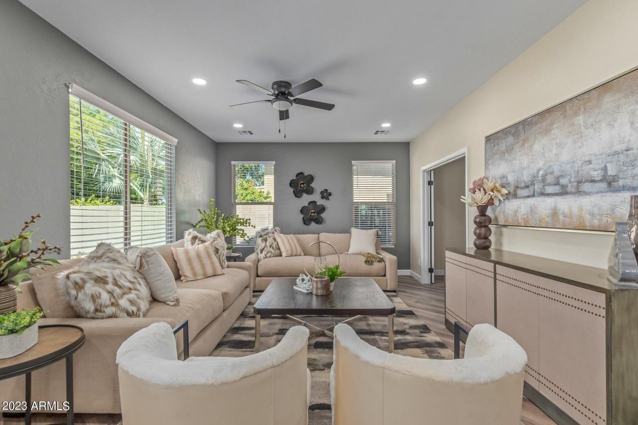 32934 N Cherry Creek Rd - Photo 6 of 46