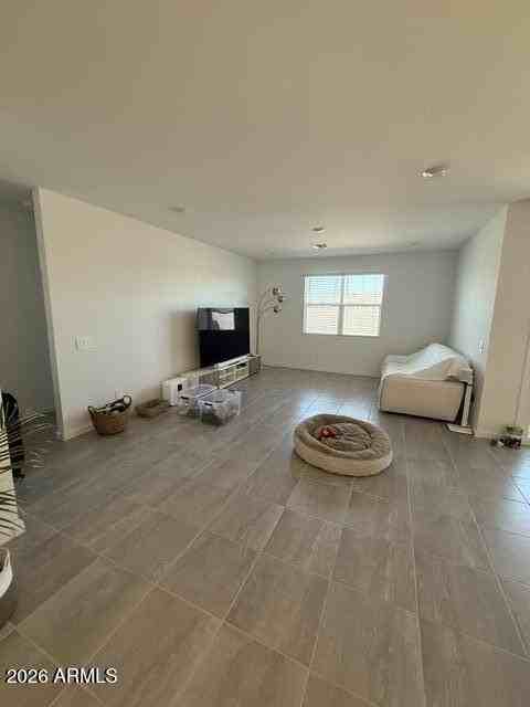 135 S 176th Dr - Photo 7 of 19