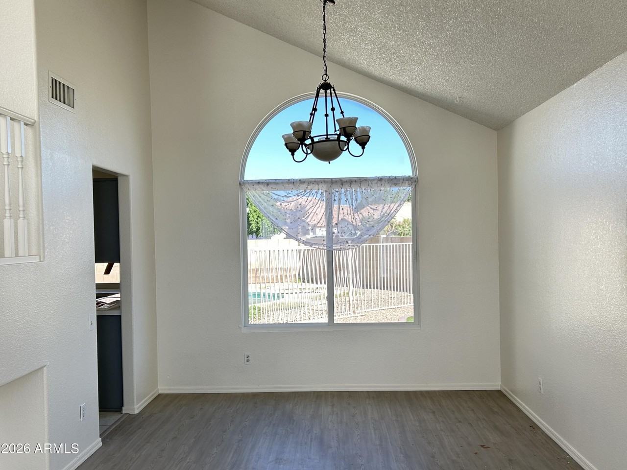 3121 N 113th Ln - Photo 4 of 35