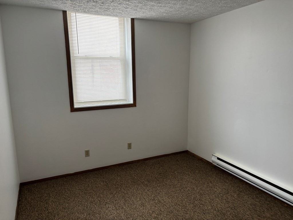 534 Main St Apt B - Photo 5 of 7