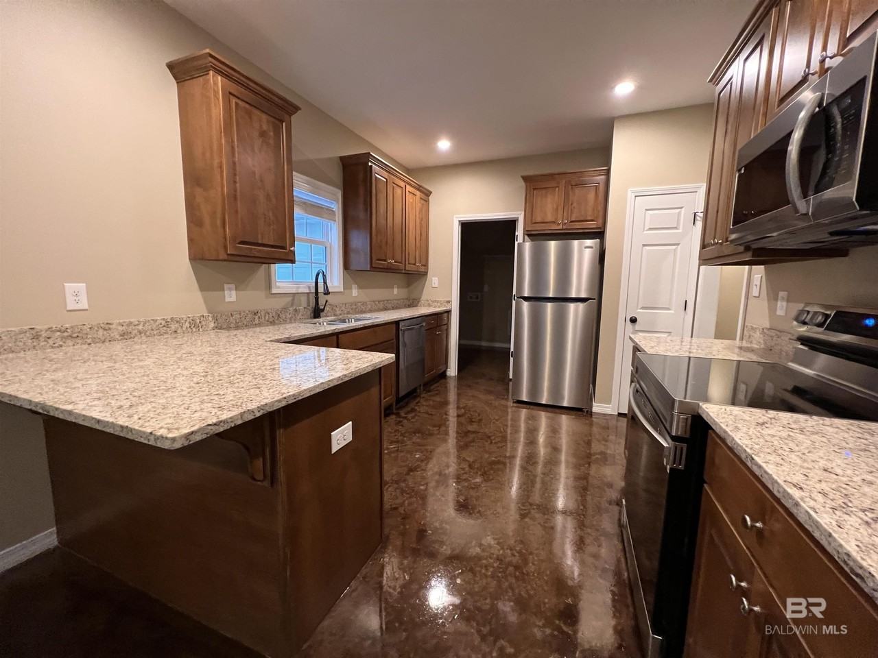 33048 Stables Dr #B - Photo 5 of 18