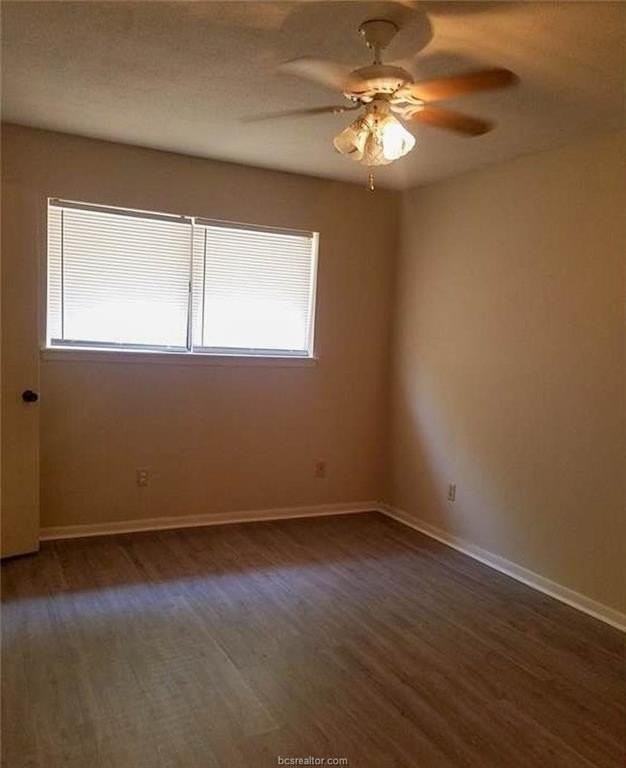 416 Manuel Dr - Photo 4 of 8